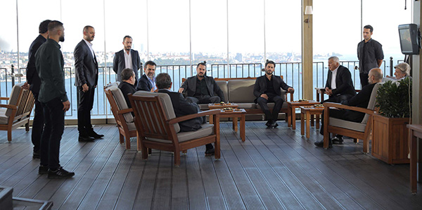 Eşkiya Dünyaya Hükümdar Olmaz...SAVAŞ YENİDEN BAŞLIYOR!