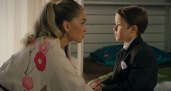 Şeref Sözü...'BEN YASEMİN ADABEYLİ, SAVAŞIP HAKKIM OLANI ALACAĞIM!'