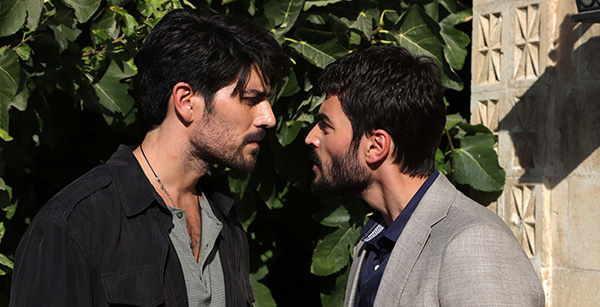 Hercai...MİRAN VE ASLAN KOZLARINI PAYLAŞIR!