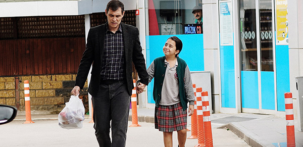 Çocukluk...BAMBİ'NİN HAYALLERİ YIKILIR!