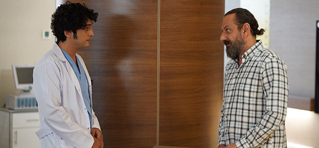 Mucize Doktor...HASTANEDE GERİLİM YÜKSELİYOR!