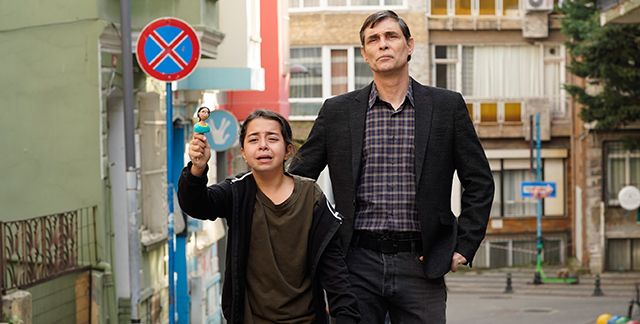 Çocukluk...MAHİR DODO'YA AİLE ARIYOR!