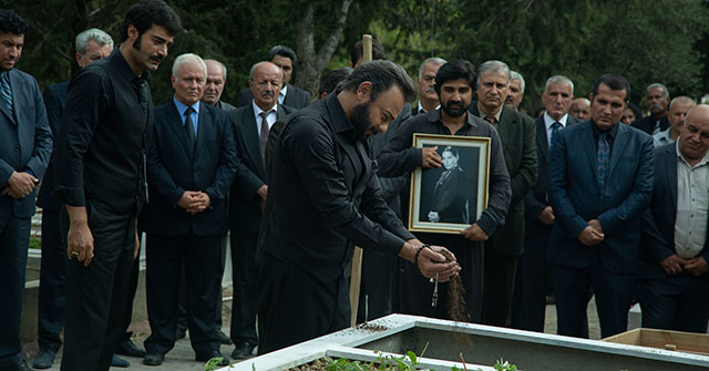 Bir Zamanlar Çukurova...HÜNKAR'I KİM ÖLDÜRDÜ?