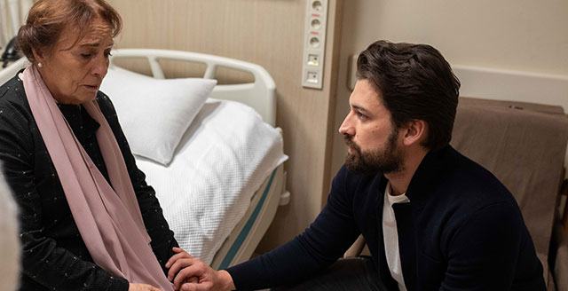 Zümrüdüanka...HABERSİZ MİSAFİR!