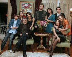 Kıvanç Tatlıtuğ... AŞK-I MEMNU'NUN "FİNALİNİ" AĞZINDAN KAÇIRDI!