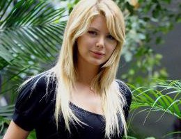 Aysun Kayacı...  "FRAME TÜRKİYE" İLE EKRANLARA DÖNÜYOR!