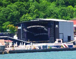 TURKCELL KURUÇEŞME ARENA'DA YAZ DOPDOLU!