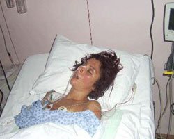 DİZİ ÇEKİMLERİNDE FENALAŞTI, HALA YOĞUN BAKIMDA!