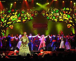 Suzan Kardeş'ten... BALKAN ŞENLİĞİ!