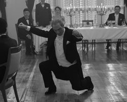 Sümer Ezgü... ATATÜRK'ÜN "SON BALO"SUNU GERİ İSTİYOR!