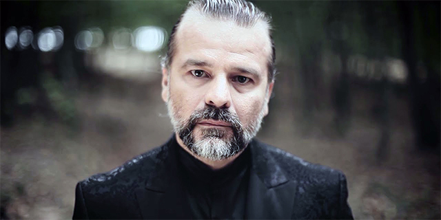 Murat Emre Üstün... PROTEST MÜZİKTE YENİ YORUM!