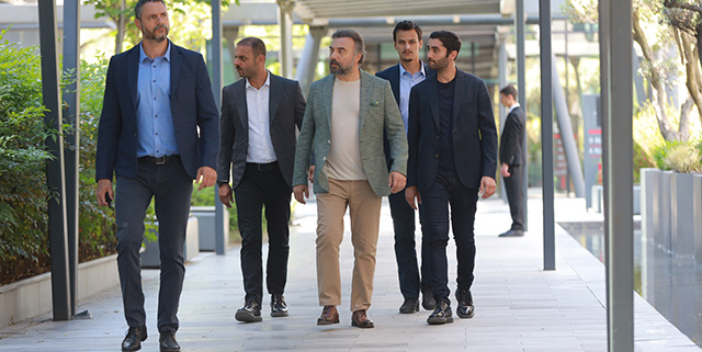 Eşkıya Dünyaya Hükümdar Olmaz... ÇAKIRBEYLİLER YENİ DÜŞMANLARLA MÜCADELE EDİYOR!