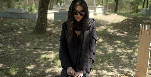 Kırmızı Oda... VAHİT BEY OTELİNİ MİTRA'YA BIRAKIR!