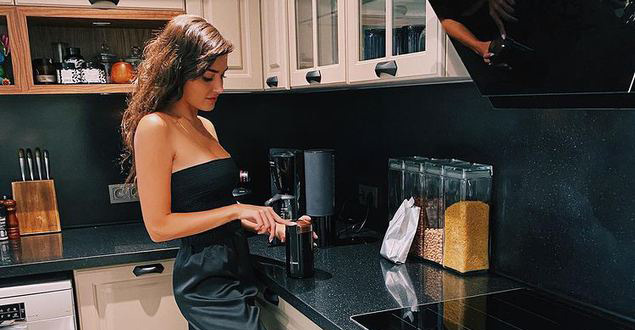 Hande Erçel... MUTFAĞA GİRERSE!