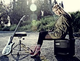 Gökçe... HİPPYLİĞE ÖZENDİ...