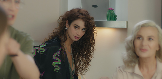 Cam Tavanlar... 'O KENDİ SEÇİMİNİ, KENDİ YAPACAK!'