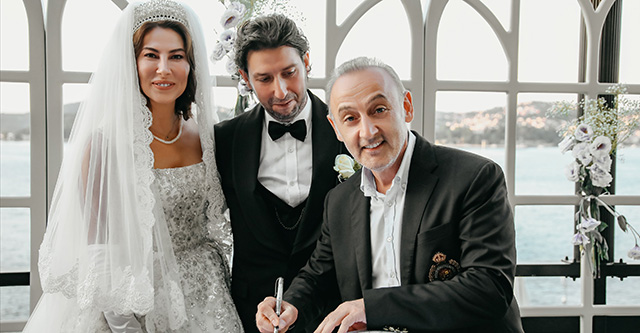 Şenay Akay... EVLENDİ!