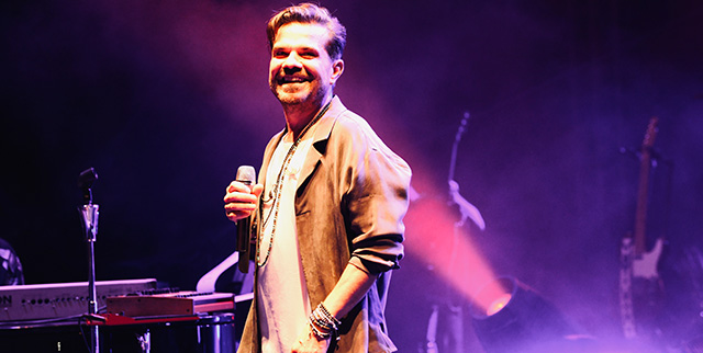 Kenan Doğulu... KORONA GEÇİRİRKEN SAHNEYE ÇIKTIĞI İDDİA EDİLDİ!