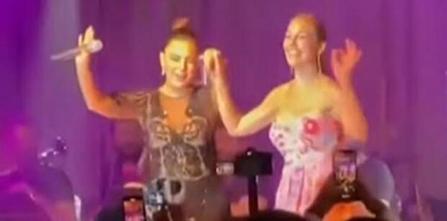 Ebru Gündeş - Meryem Uzerli... KARŞILIKLI GÖBEK ATTILAR!