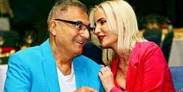 Mehmet Ali Erbil... 40 YAŞ KÜÇÜK SEVGİLİ!