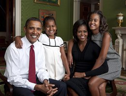 OBAMA AİLESİNDEN İLK BEYAZ SARAY HATIRASI....