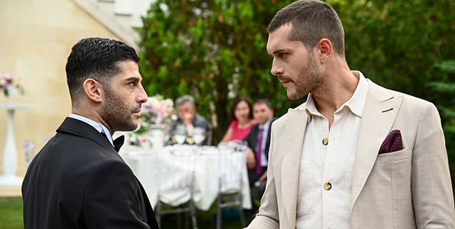 Son Yaz... AKGÜN BÜYÜK BİR PAZARLIĞA GİRER!