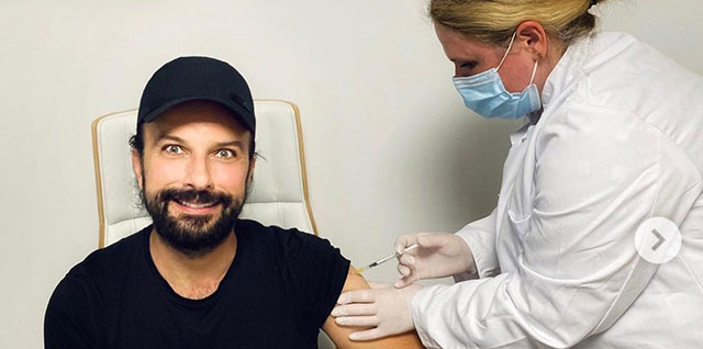 Tarkan... İKİNCİ AŞIYI OLDU; 'GEL, GEL ACIMAYACAK!'