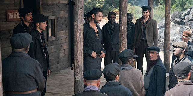 Kanunsuz Topraklar... GÜLFEM DAVUT'A YARDIM ETMEYE KARAR VERİR!