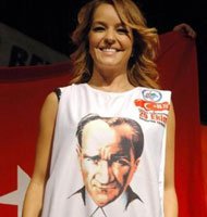 Bengü... ZONGULDAK'TA CUMHURİYET ÇOŞKUSU!