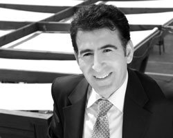 Volkan Kutlu...  UYUŞTURUCUYA ŞARKILI PROTESTO!