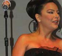 Ebru Gündeş... "ÇOCUĞUMUN BOŞANMIŞ AİLEDE BÜYÜMESİNİ İSTEMİYORUM"!