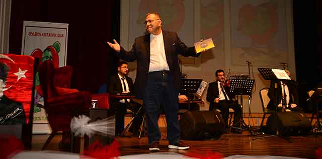 Aşkın Tuna... MUHTEŞEM PERFORMANS!