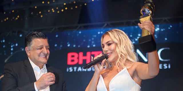 Meltem Erensoylu... 'BEN KIROYUM!'