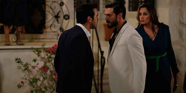 El Kızı... KILIÇLAR ÇEKİLİYOR!