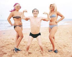 Aydemir Akbaş... "HARİCİYECİ OLACAKTIM PORNO YILDIZI OLDUM"!