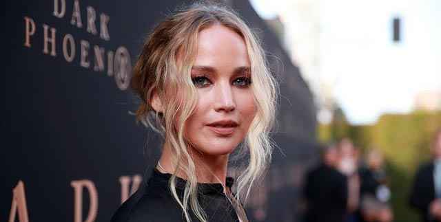 Jennifer Lawrence... "HERKES İZNİM OLMADAN ÇIPLAK VÜCUDUMA BAKABİLİR"!..