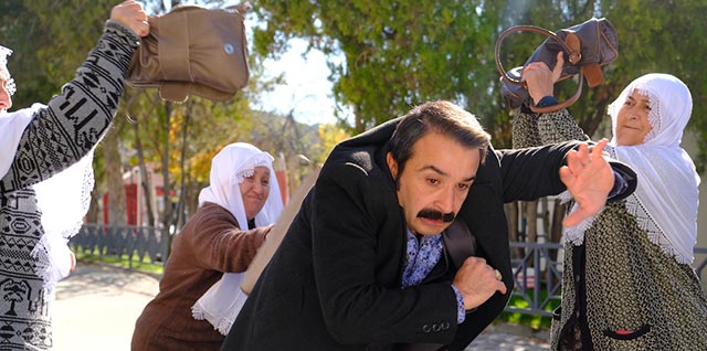 Gönül Dağı... SELAMİ TEYZELERİN ELİNDEN ZOR KURTULUR!