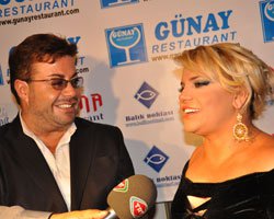 Kibariye... "3 AYLIK HAMİLEYİM"!