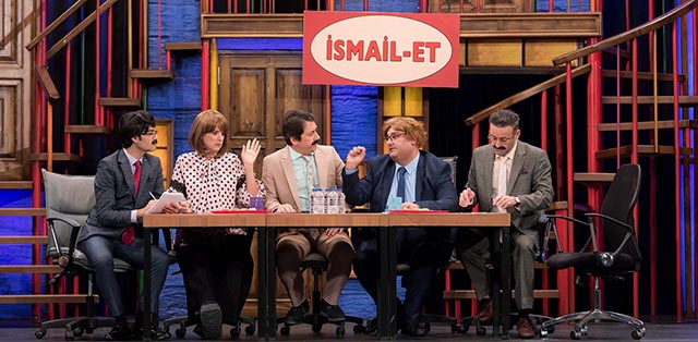 Güldür Güldür Show... AŞIRI SİNİRLİ PATRON İSMAİL!