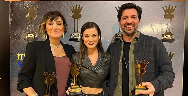 KANAL D'YE 4 ÖDÜL BİRDEN!