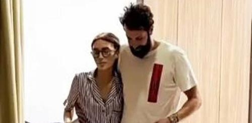 Seren Serengil... 'AİLEYE GİRDİK POZU!'