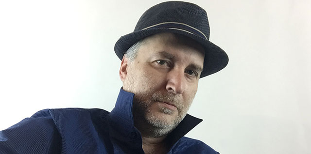 Taner Demiralp... SENİN” SEVENLERİN YENİ ŞARKISI  OLMAYA ADAY!