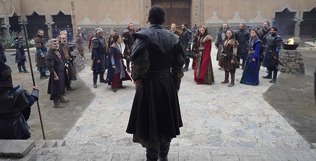 Destan... BATUGA VE BABASI GEÇMİŞİYLE YÜZLEŞİYOR!