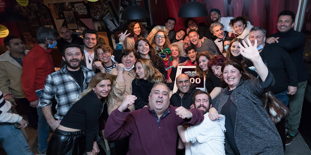 Güldür Güldür Show ... 300.BÖLÜME ÖZEL KUTLAMA