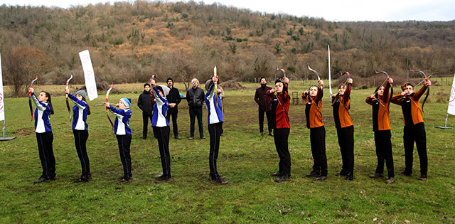 Tozkoparan İskender... MENZİL ATIŞLARINDA HANGİ TAKIM KAZANACAK?