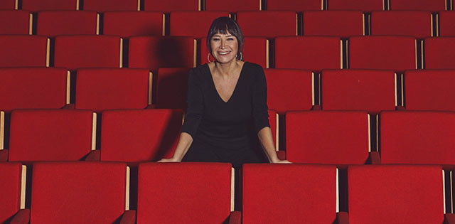 Demet Akbağ... 15 YIL SONRA SAHNEYE DÖNÜŞ MÜJDESİ!