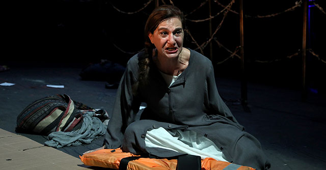 İBB Şehir Tiyatroları... 'CAN YELEĞİ' İLE SARIYER TİYATRODA ŞENLİĞİNE KATILDI'