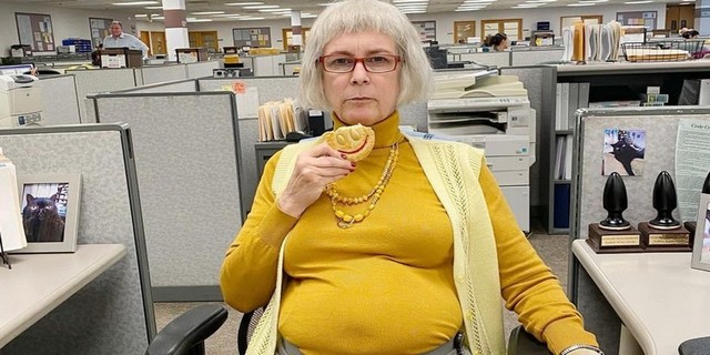 Jamie Lee Curtis... "11 YAŞIMDAN BERİ KARNIMI İÇİME ÇEKEREK GEZİYORUM"!..