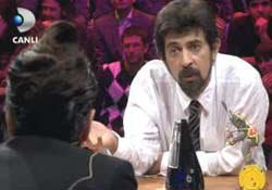 Okan Bayülgen... CANLI YAYINDA SERDAR ORTAÇ KRİZİ!