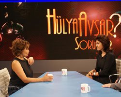 Tuğba Ekinci... HÜLYA AVŞAR'A; "NE SENDEN NE BENDEN BİR TANE DAHA GELMEZ" !..